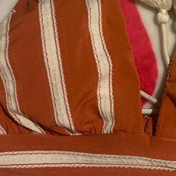 NWT ROBIN PICCONE Abi Bikini Top Striped Tie Back in Burnt Oranges/Ecru - Picture 10 of 11
